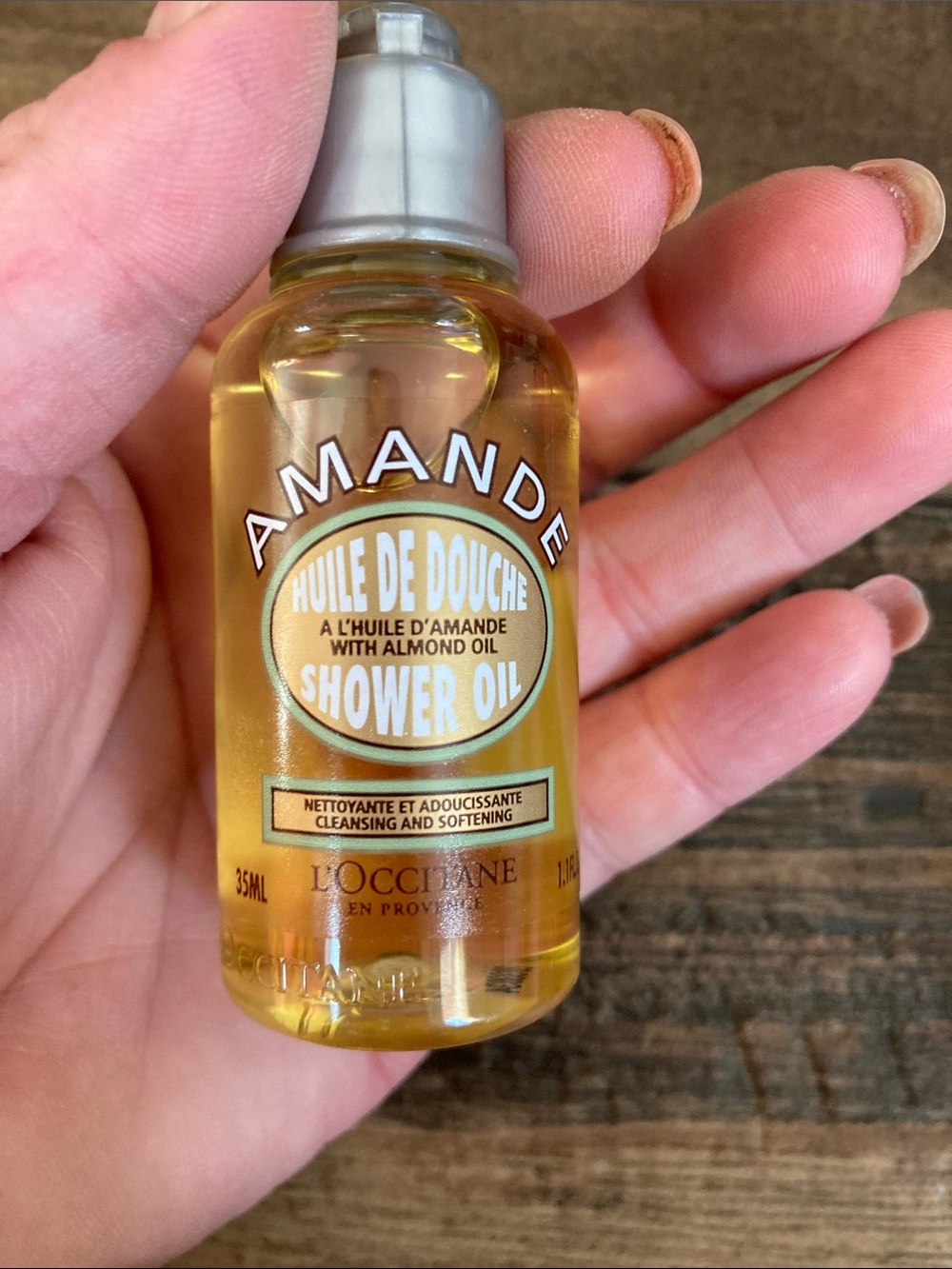 L'OCCITANE Amande Shower Oil - Golden Yellow Bottle